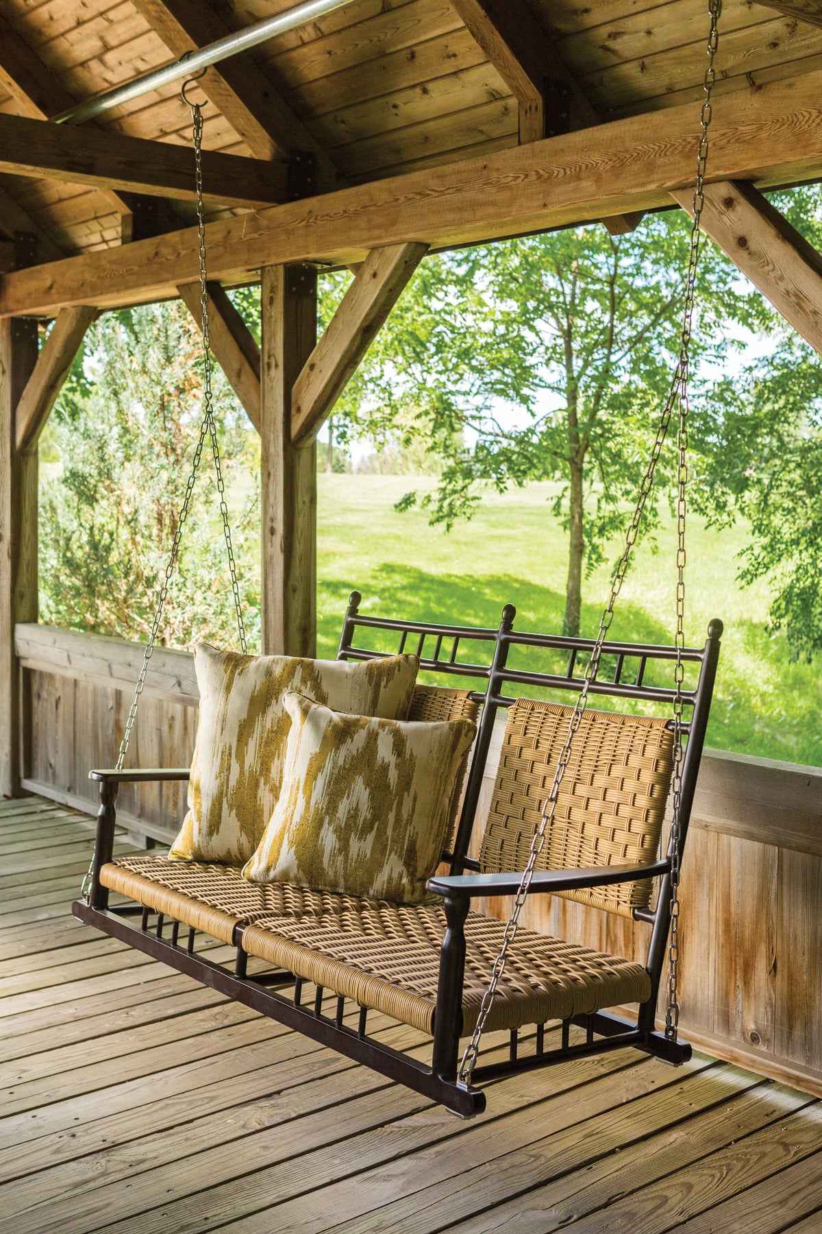 Lloyd Flanders Low Country Porch Swing