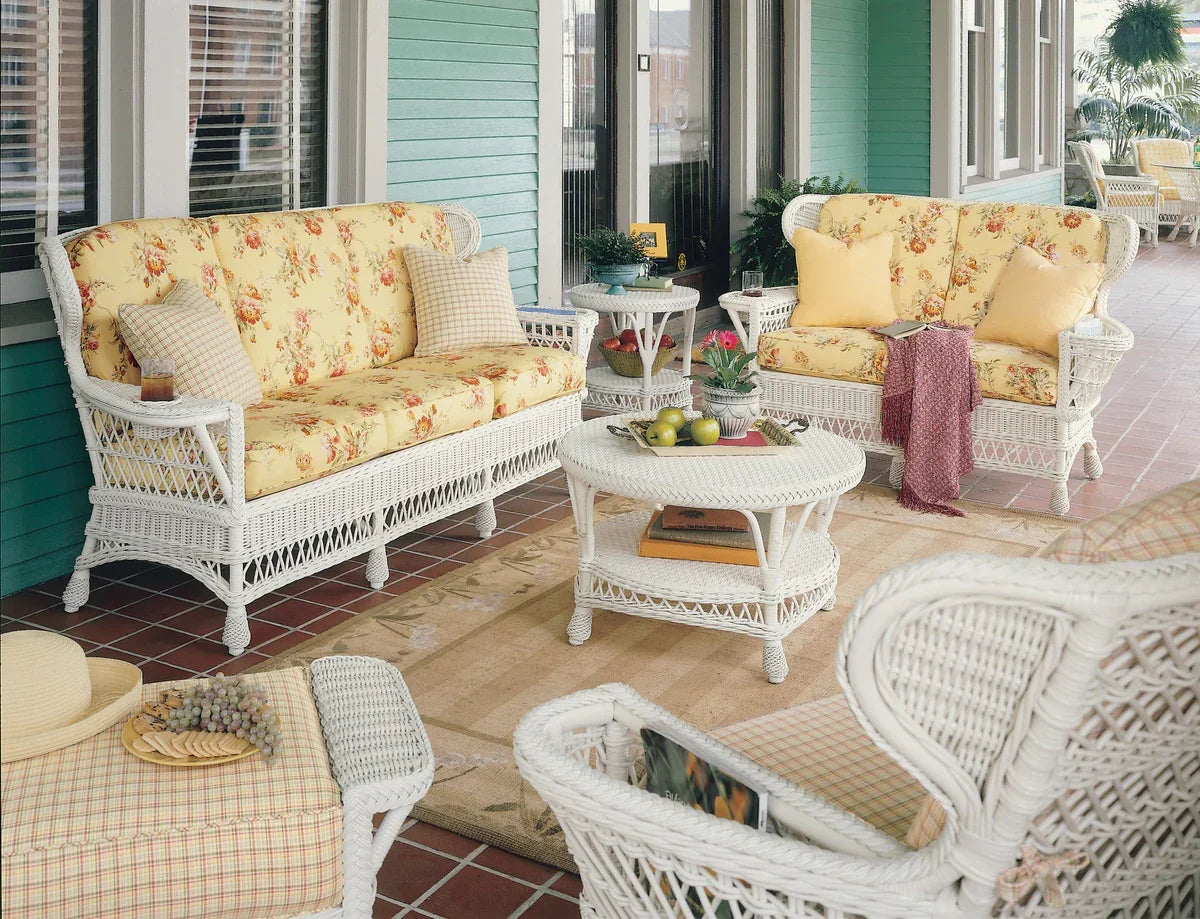 The Ultimate Guide to Comparing Loveseat Chair Options