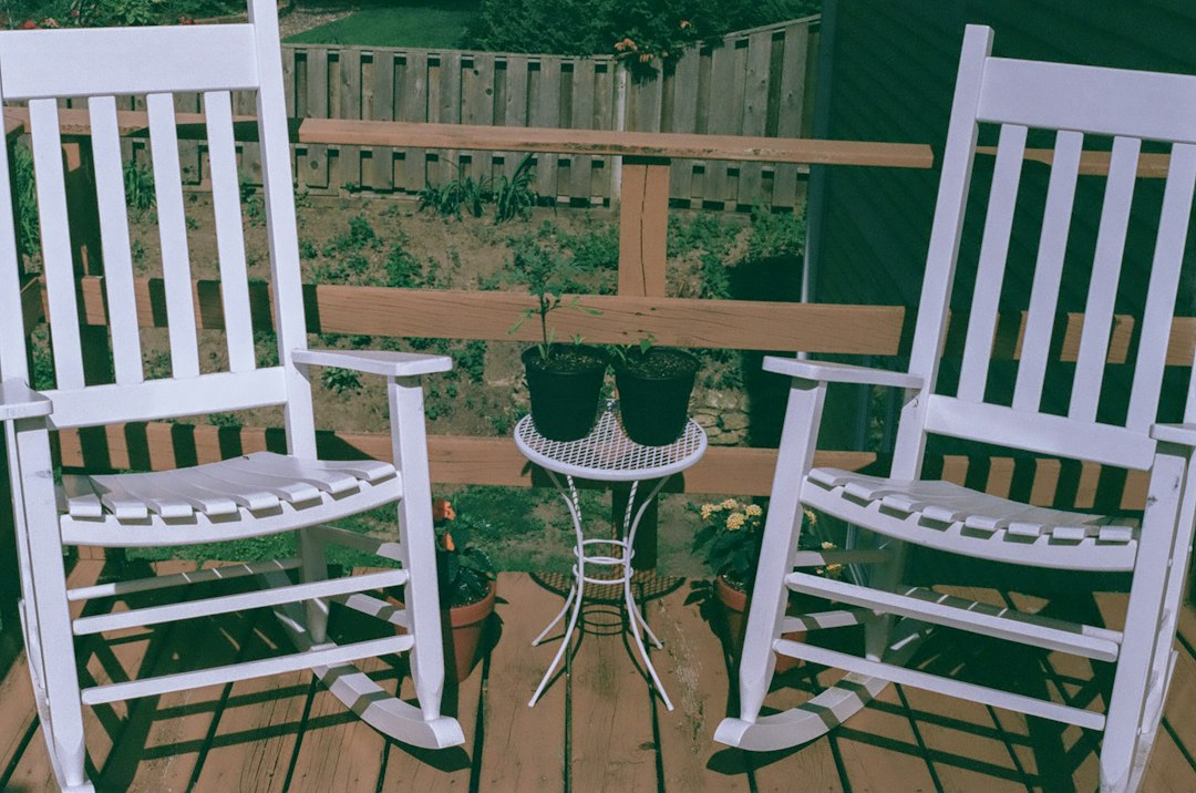 Smooth Glides Ahead: Top Contemporary Outdoor Rocking Chairs for Modern Patios