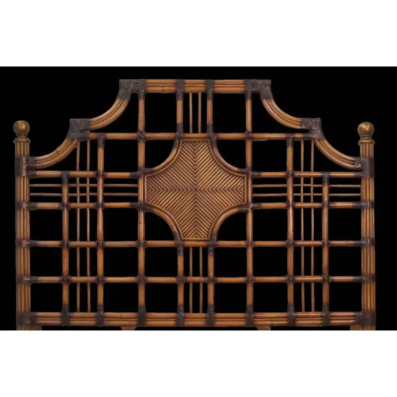 Upper half of the Royal Palm headboard showing its stepped, curved crown and open grid around the medallion