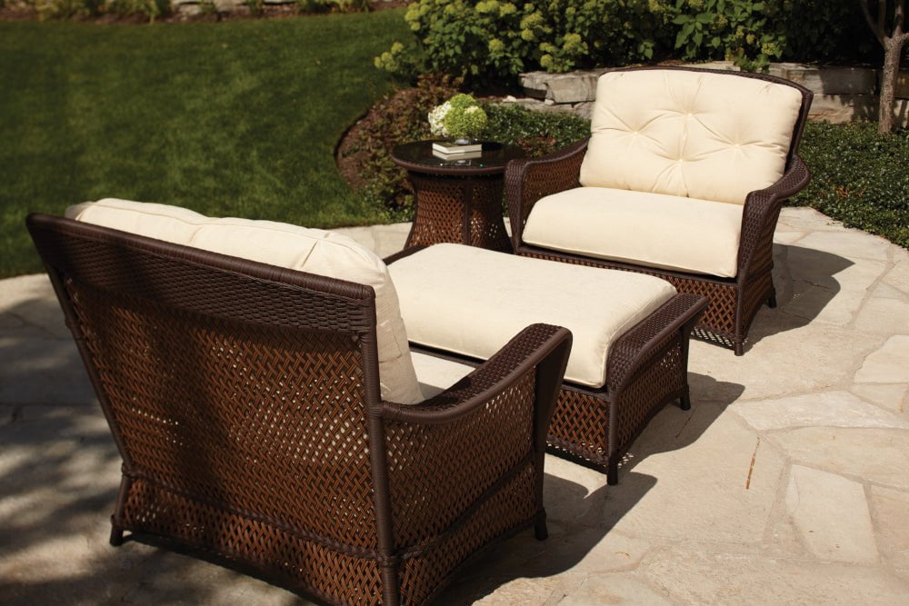 Lloyd Flanders Chair &amp; a Half Lloyd Flanders Grand Traverse Chair &amp; a Half