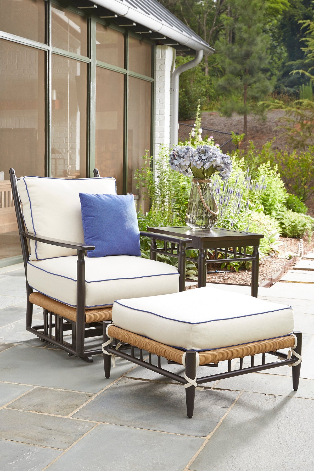 Lloyd Flanders Glider Lounge Chair Lloyd Flanders Low Country Glider Lounge Chair
